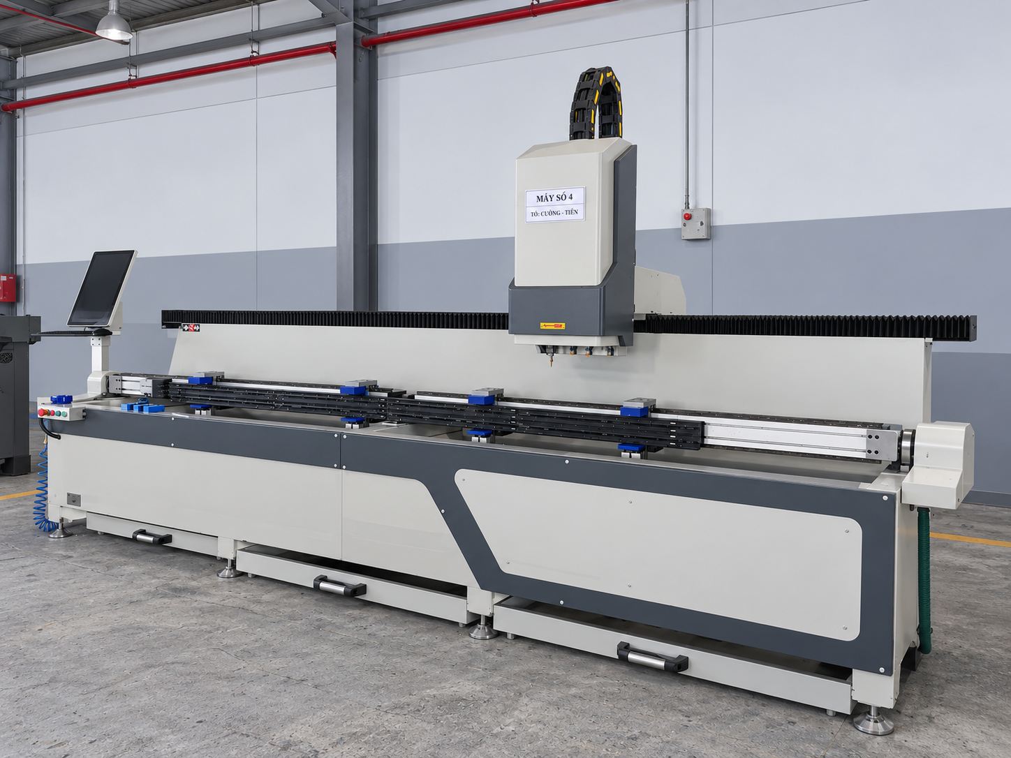 Máy phay CNC 2 đầu gia công thanh nhôm dài
